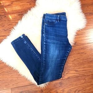 New York & Company Dark Wash Skinny Jean's